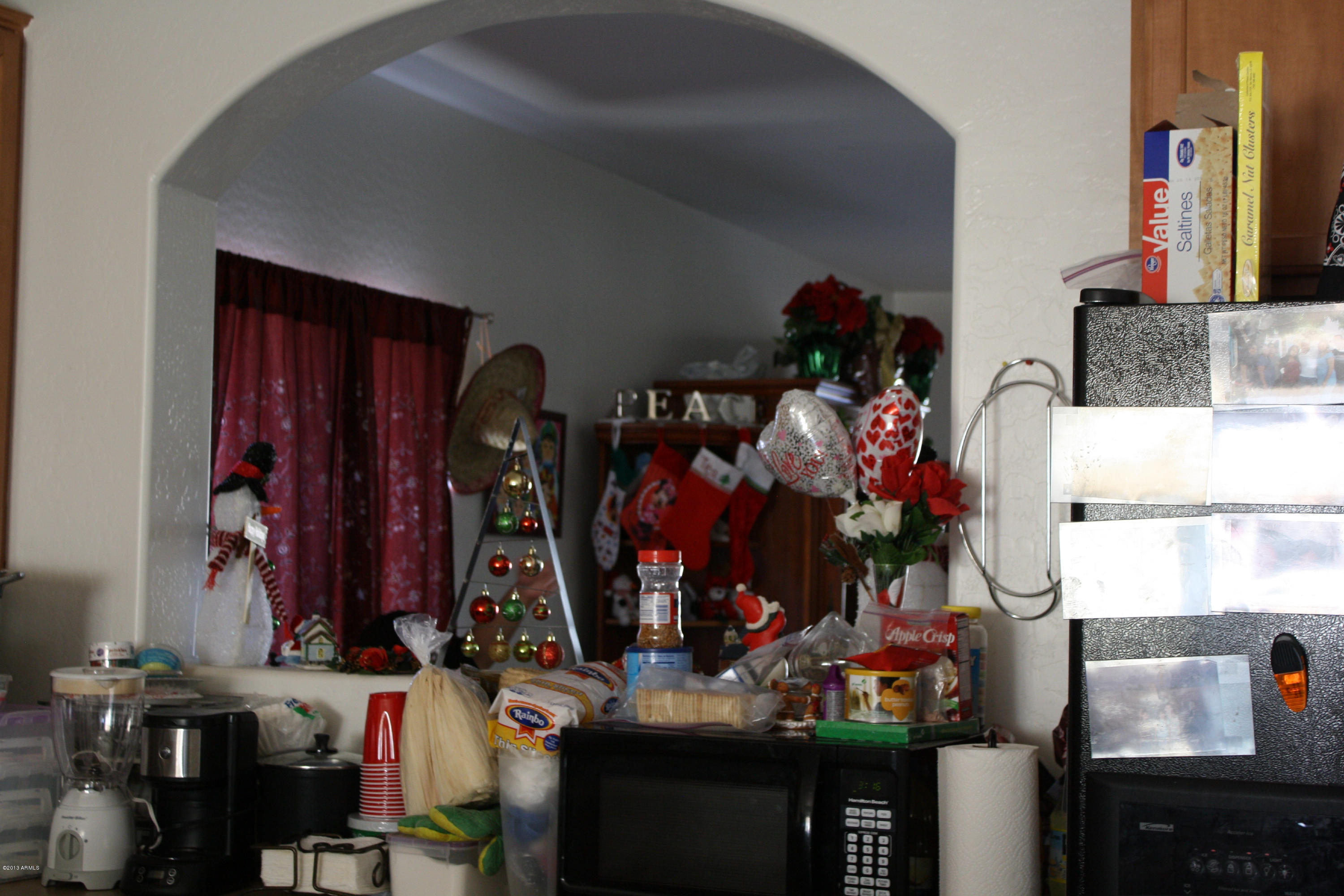 1406 West Carson Road Phoenix, AZ 85041 - Photo 4 of 12 IMG_4307