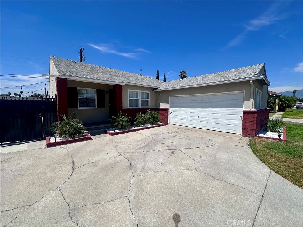 836 North Millard Avenue Rialto, CA 92376 - Photo 2 of 15