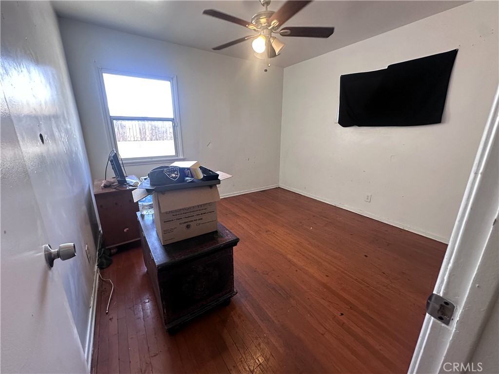 836 North Millard Avenue Rialto, CA 92376 - Photo 9 of 15