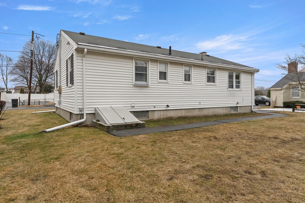 3 Margaret Road Peabody, MA 01960 - Photo 18 of 25