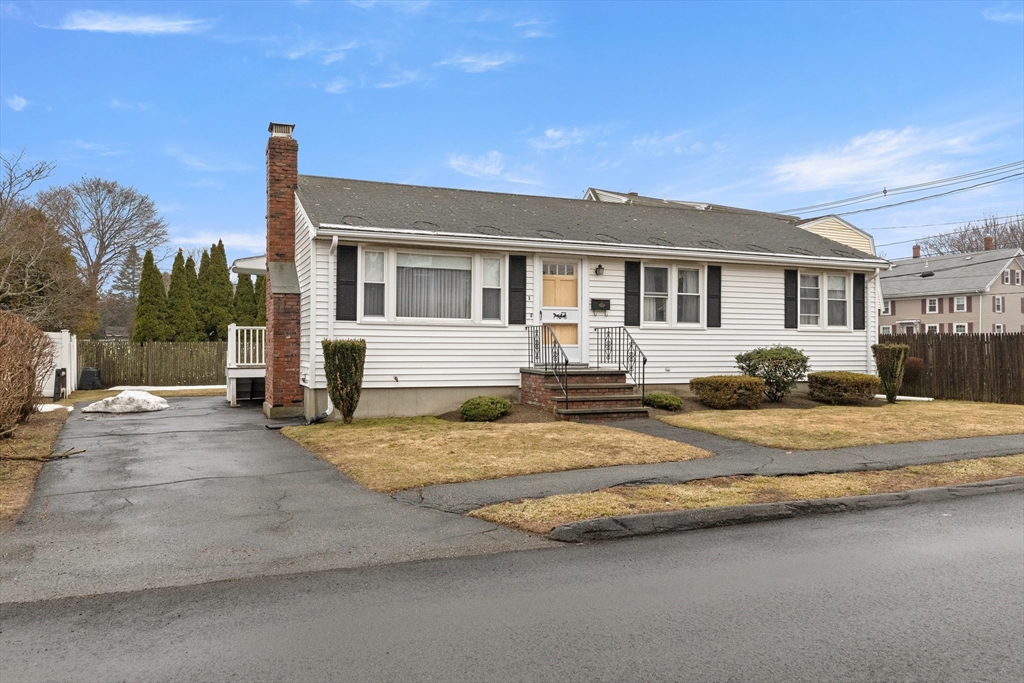 3 Margaret Road Peabody, MA 01960 - Photo 2 of 25