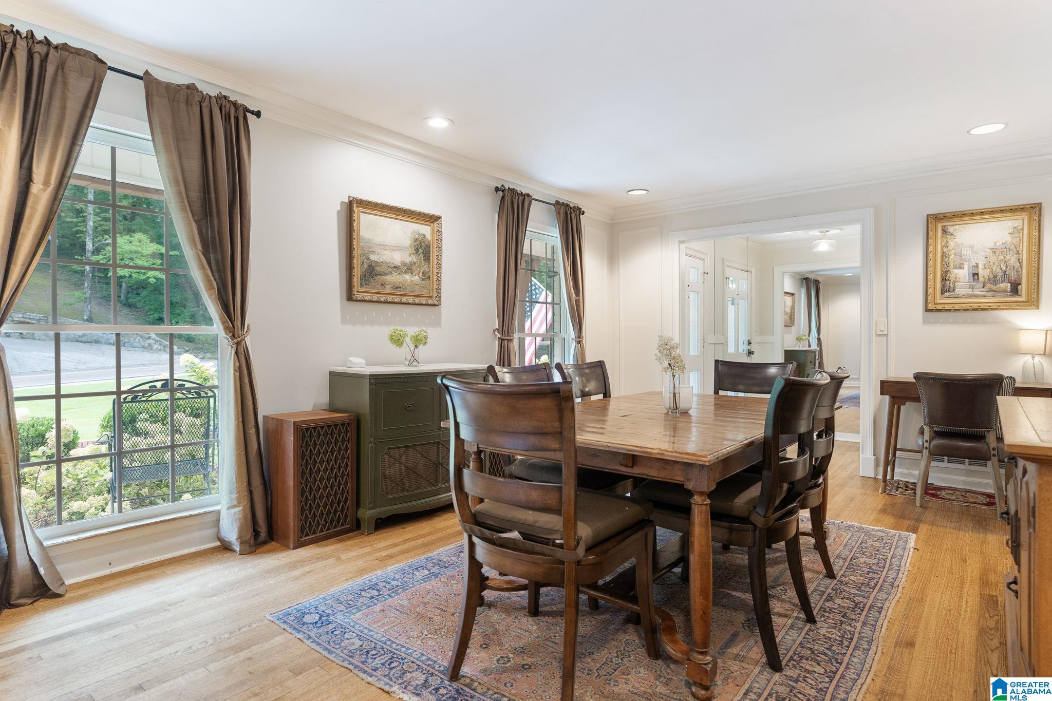 2736 Cherokee Road Mountain Brook, AL 35216 - Photo 8 of 48 Gallery Image 8