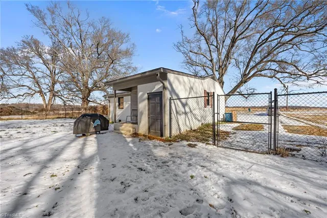 $265,000 | 3103 County Farm Road, Gibsonville, NC 27249