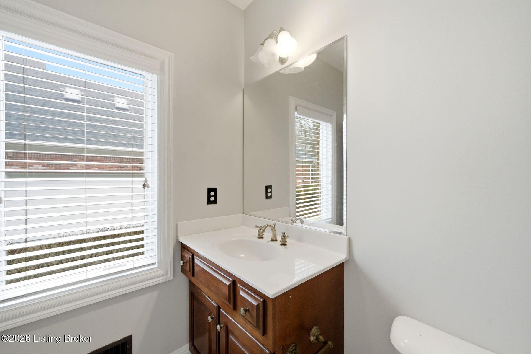 6209 Burnham Place Prospect, KY 40059 - Photo 17 of 97 photo_online_016