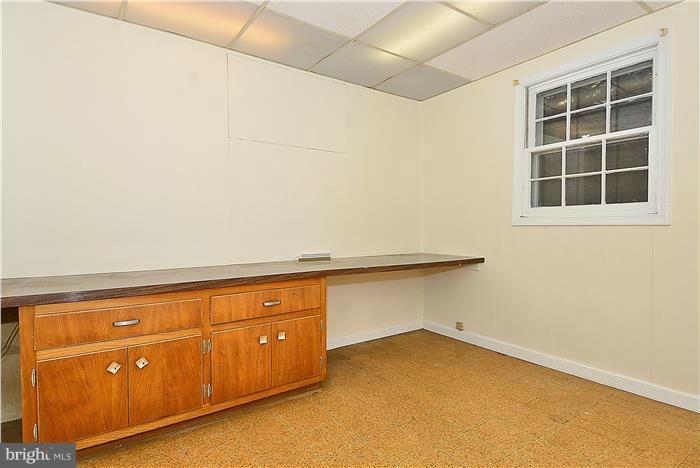 9204 Cedar Way Bethesda, MD 20814 - Photo 15 of 15 Interior (General)