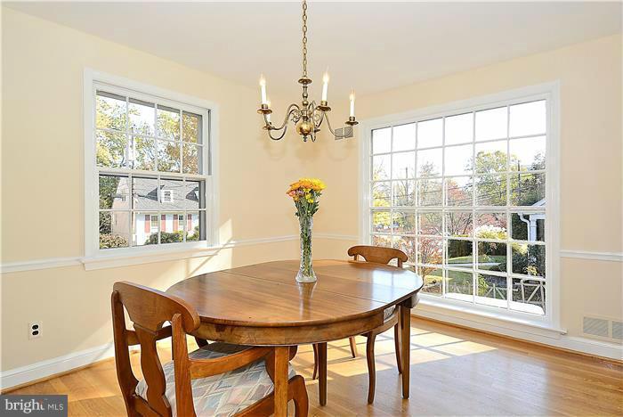 9204 Cedar Way Bethesda, MD 20814 - Photo 7 of 15 Dining Room