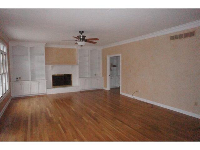 8020 Sargent Ridge Indianapolis, IN 46256 - Photo 6 of 24 Gallery Image 6