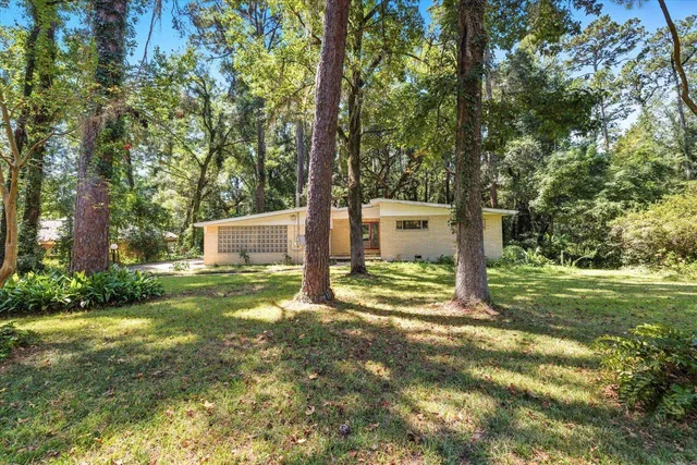$325,000 | 2106 Great Oak Drive, Tallahassee, FL 32303