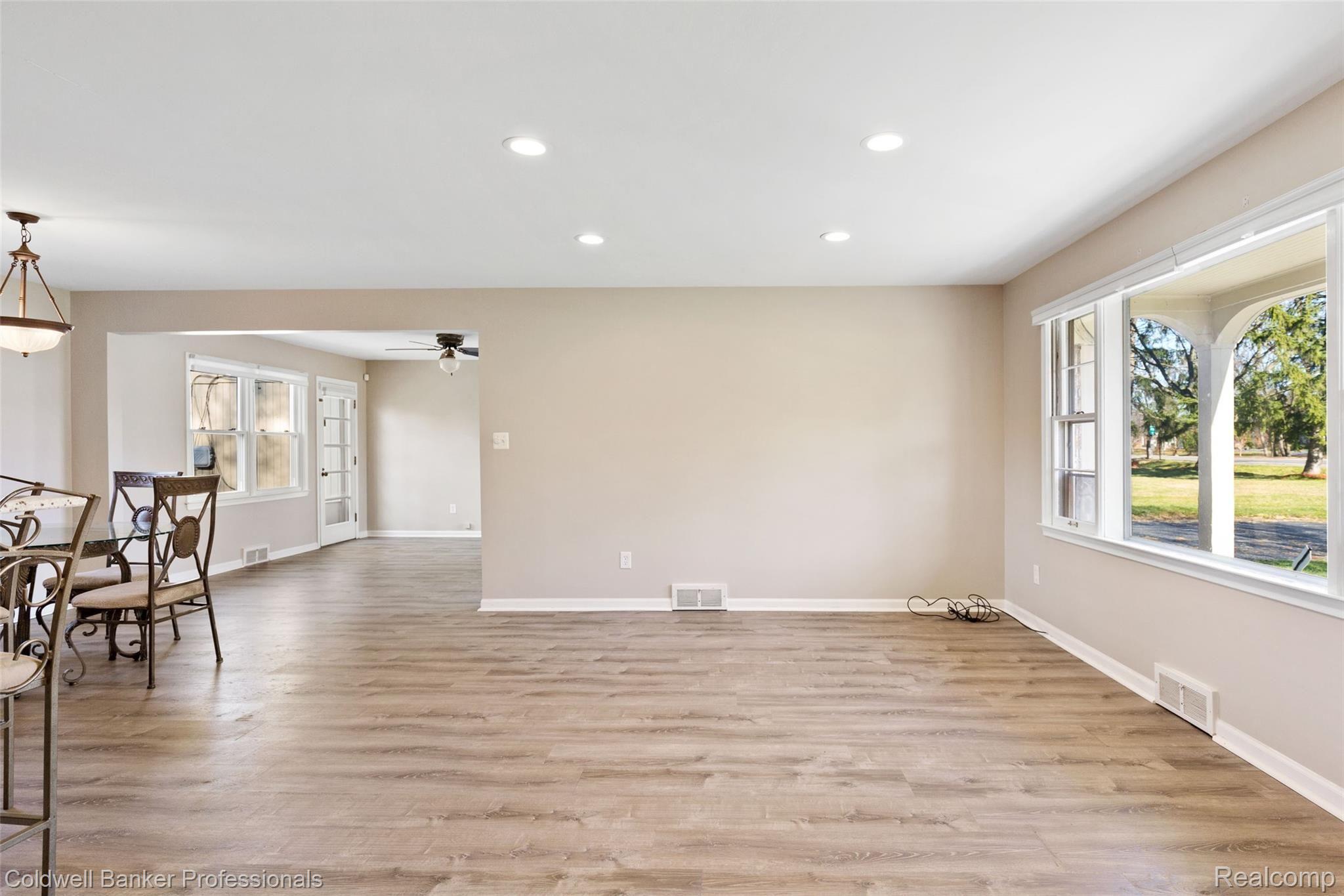 6650 Inkster Road West Bloomfield, MI 48322 - Photo 19 of 38 592A6310.jpg