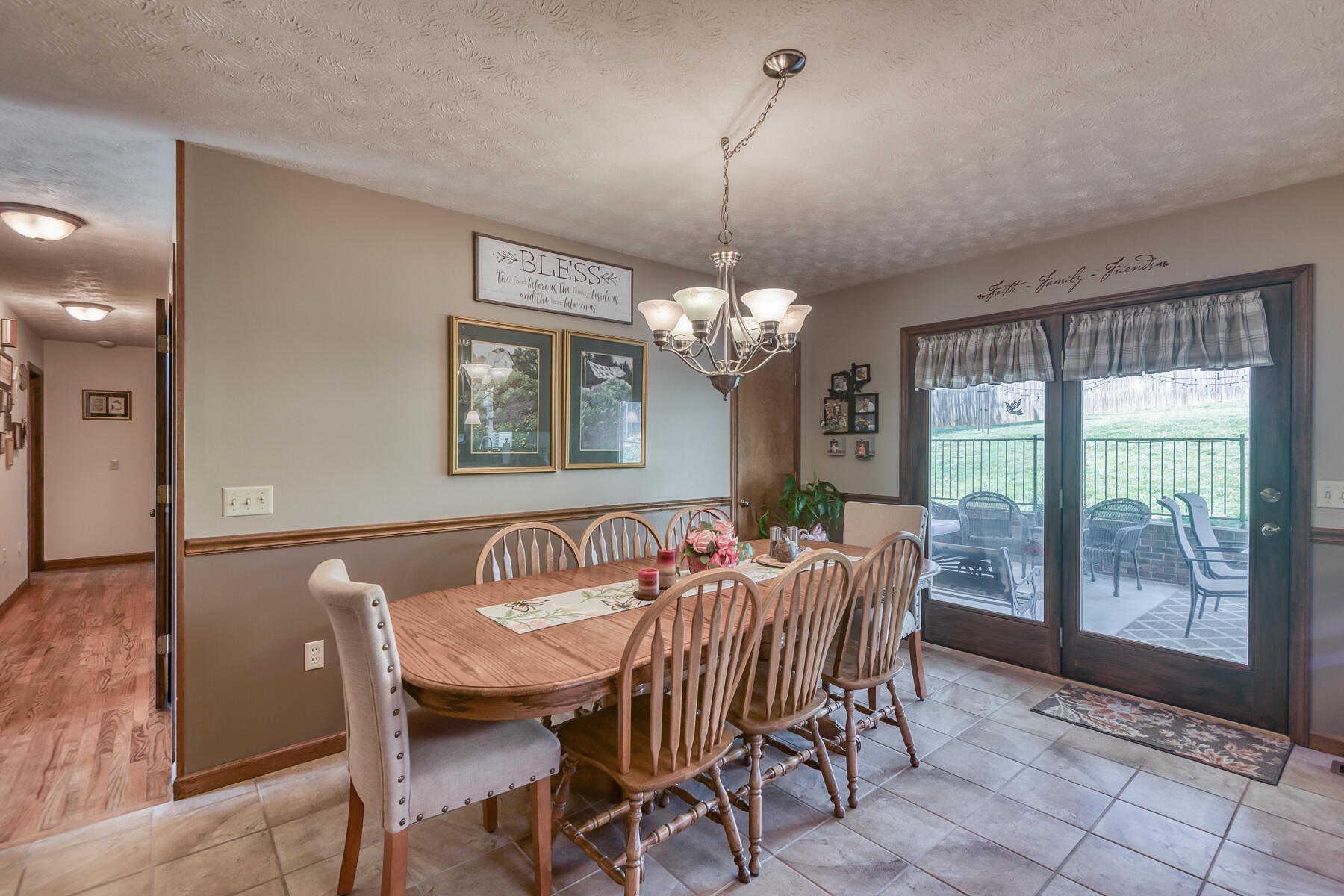 445 Kilkenny Road Kingsport, TN 37664 - Photo 9 of 31 445 Kilkenny Rd 6