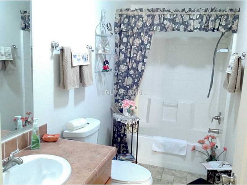 4550 Retread Road Pahrump, NV 89048 - Photo 11 of 22 Bathroom. Guest Bath