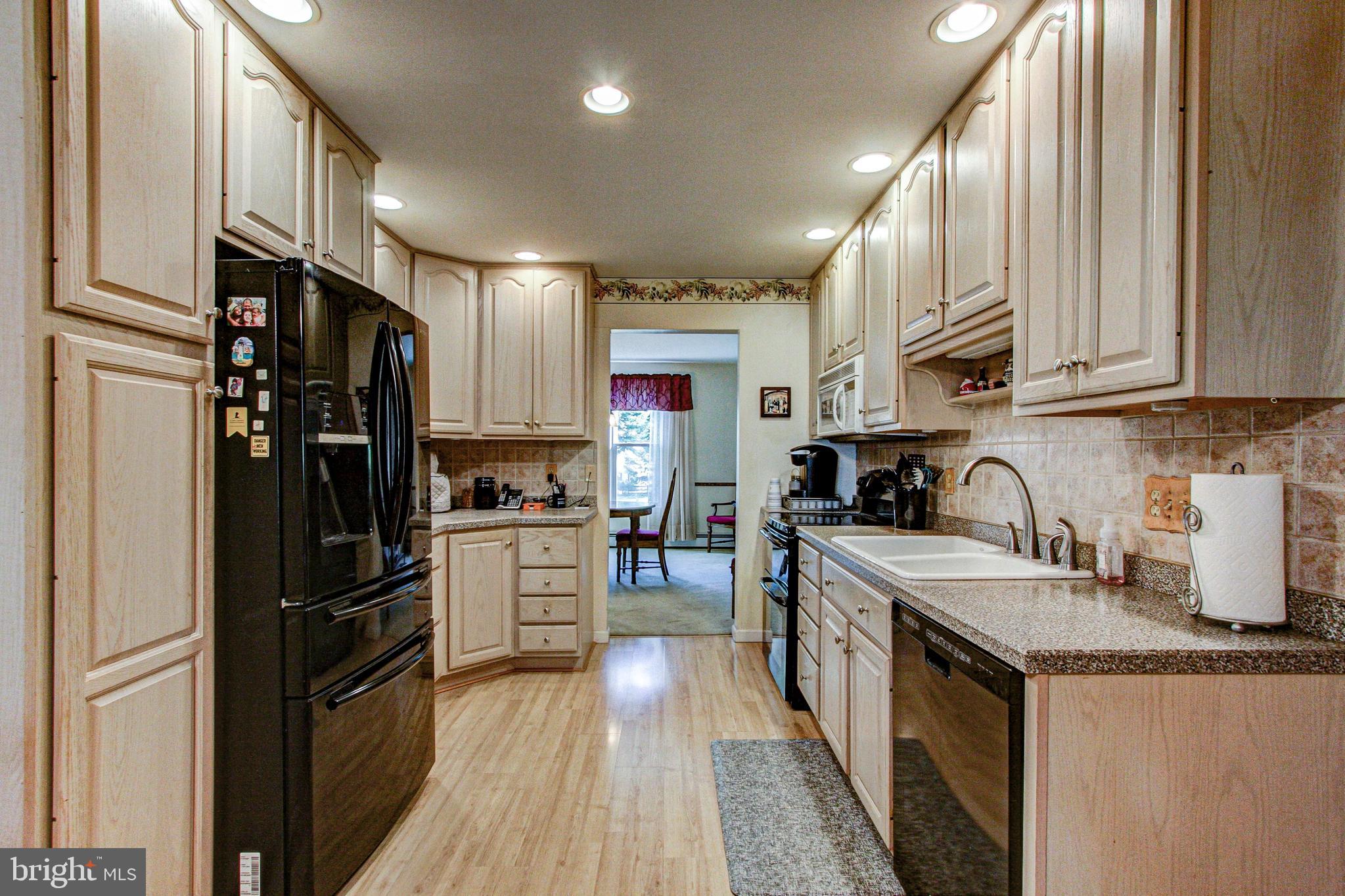 63 Deerpath Road Chalfont, PA 18914 - Photo 10 of 31 Gallery Image 10