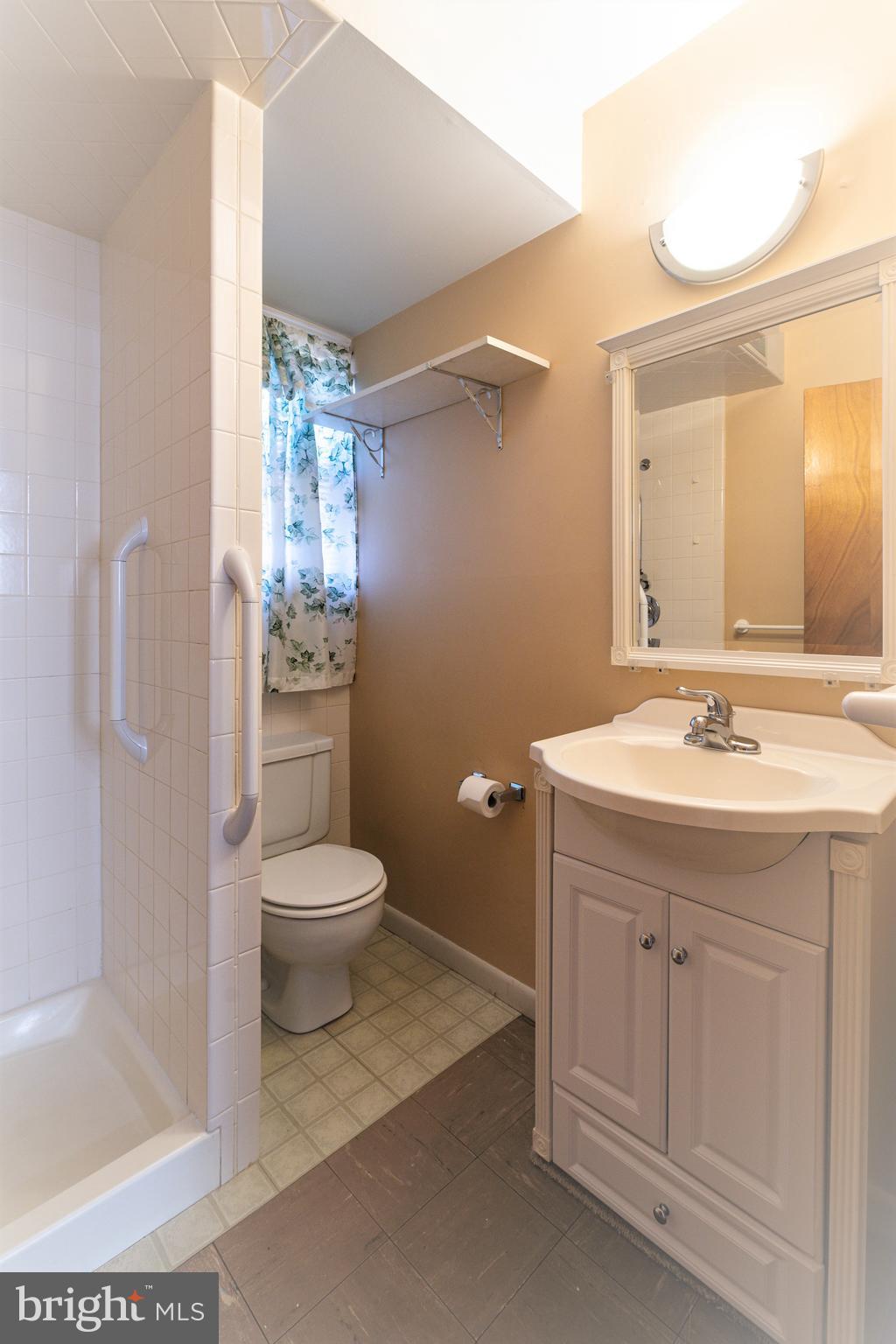 8207 Fort Foote Road Fort Washington, MD 20744 - Photo 11 of 35 Gallery Image 11