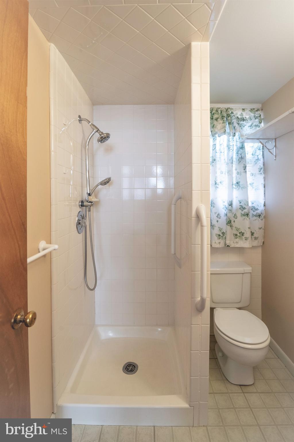 8207 Fort Foote Road Fort Washington, MD 20744 - Photo 12 of 35 Gallery Image 12