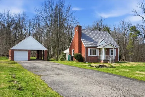 $190,000 | 345 Aley Hill Road, Beaver Falls, PA 15010