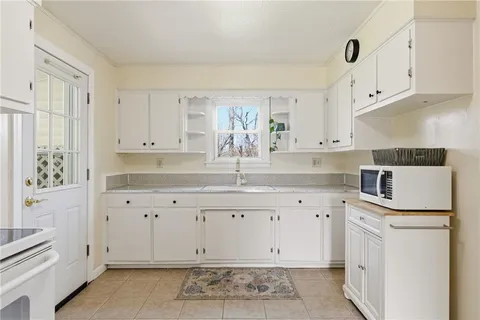 $190,000 | 345 Aley Hill Road, Beaver Falls, PA 15010