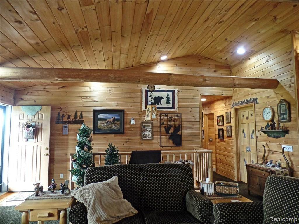 10030 Elms Road Montrose, MI 48457 - Photo 11 of 36 SAM_1363.JPG