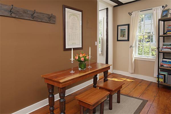 55 Main Street, Unit 4 Boston, MA 02129 - Photo 2 of 7