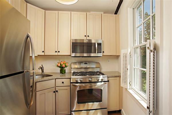 55 Main Street, Unit 4 Boston, MA 02129 - Photo 3 of 7