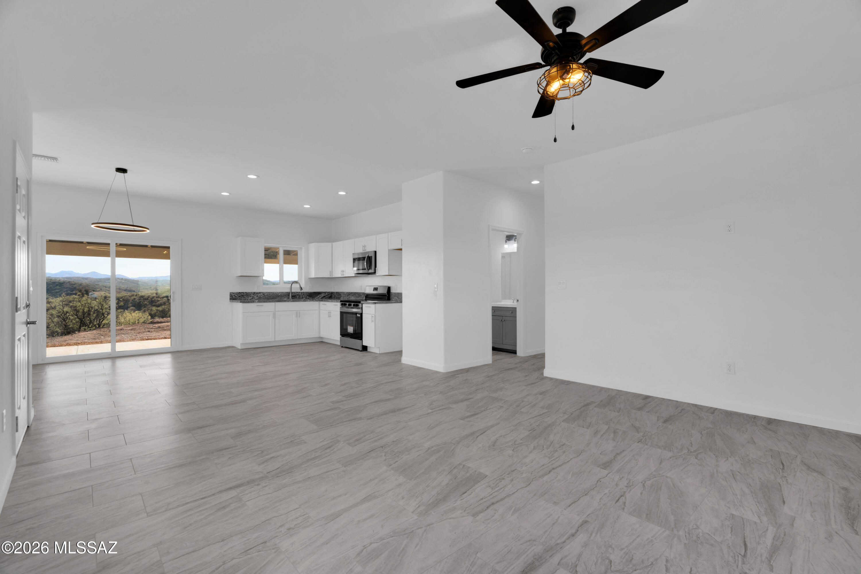 1024 Camarosa Court Rio Rico, AZ 85648 - Photo 10 of 40 18 Camarosa