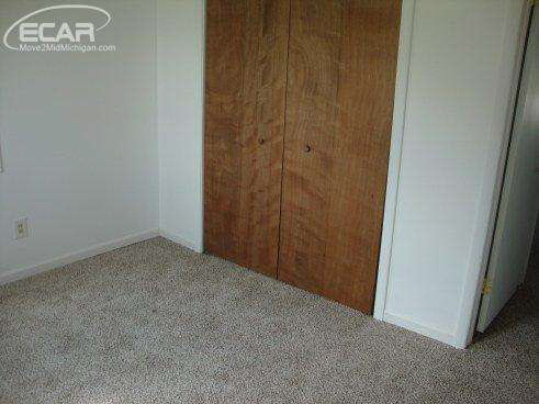 12380 Lennon Road Lennon, MI 48449 - Photo 12 of 12 21176075-11.JPG
