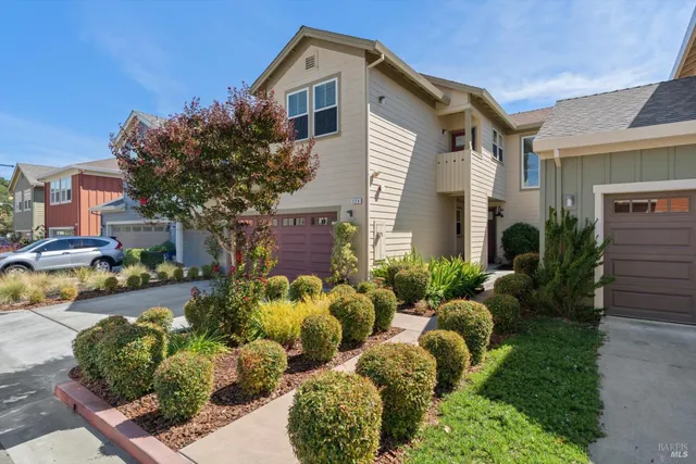 $959,000 | 124 Grayson Way, Healdsburg, CA 95448