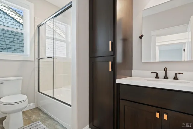 $959,000 | 124 Grayson Way, Healdsburg, CA 95448