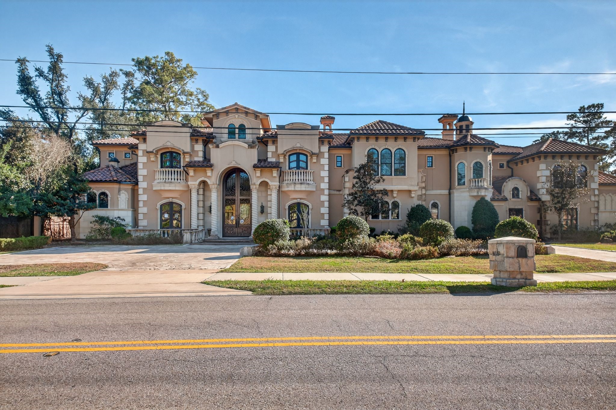 11117 Beinhorn Road Houston, TX 77024 - Photo 1 of 48