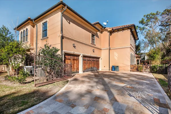 $4,500,000 | 11117 Beinhorn Road, Houston, TX 77024