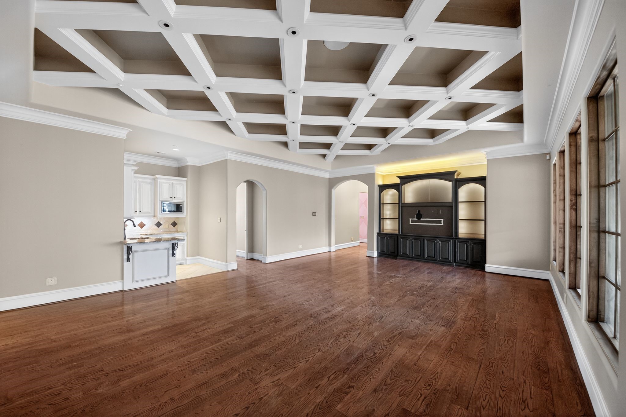 11117 Beinhorn Road Houston, TX 77024 - Photo 9 of 48