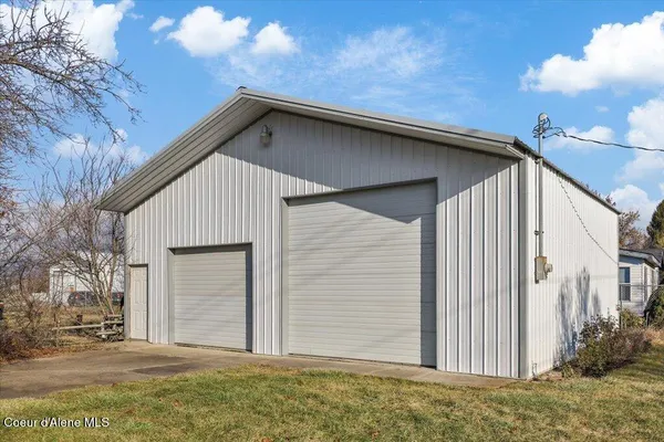 $600,000 | 3145 West Poleline Avenue, Post Falls, ID 83854