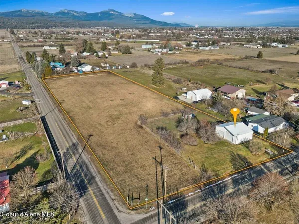 $600,000 | 3145 West Poleline Avenue, Post Falls, ID 83854