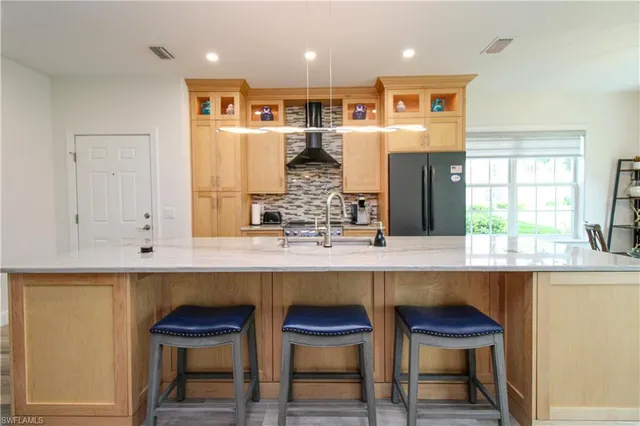 $8,000 | 5632 Whisperwood Boulevard, Unit 1601, Naples, FL 34110