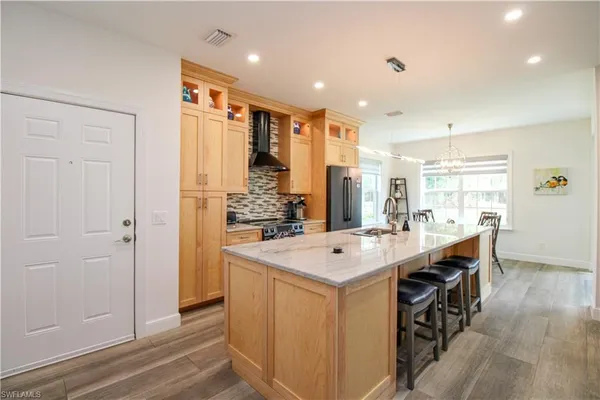 $8,000 | 5632 Whisperwood Boulevard, Unit 1601, Naples, FL 34110