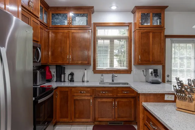 $419,999 | 141 Cavil Way, De Pere, WI 54115