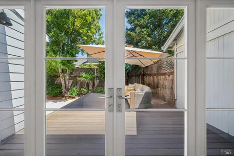 $1,295,000 | 22 Hyannis Cove, San Rafael, CA 94901