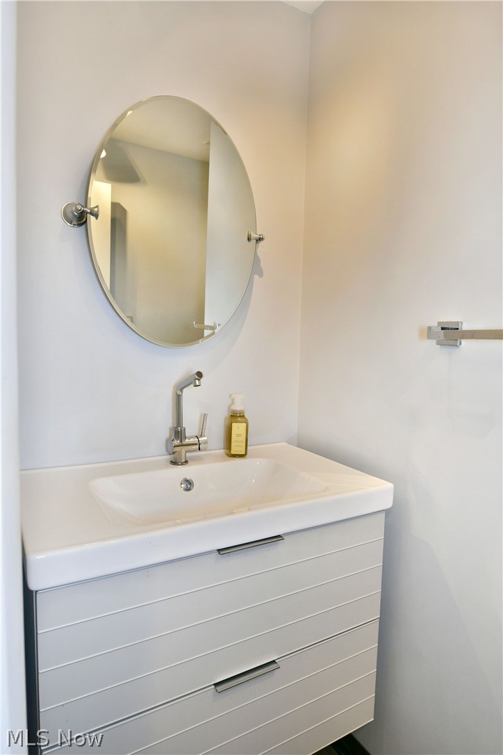 2141 North Road Northeast Warren, OH 44483 - Photo 26 of 50