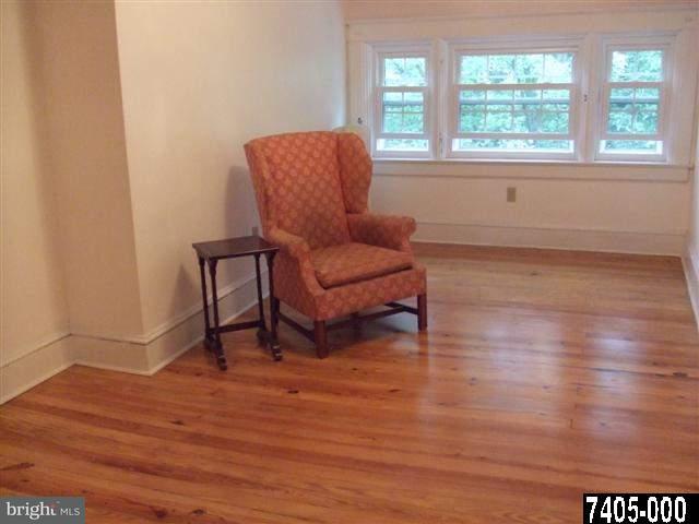 529 Country Club Road York, PA 17403 - Photo 14 of 24 Gallery Image 14