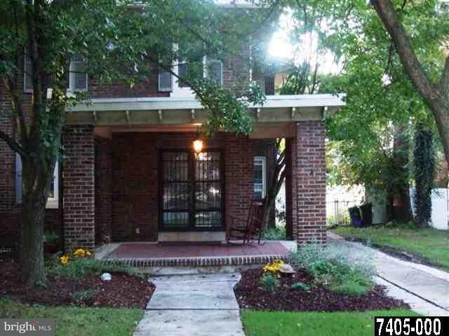 529 Country Club Road York, PA 17403 - Photo 5 of 24 Gallery Image 5