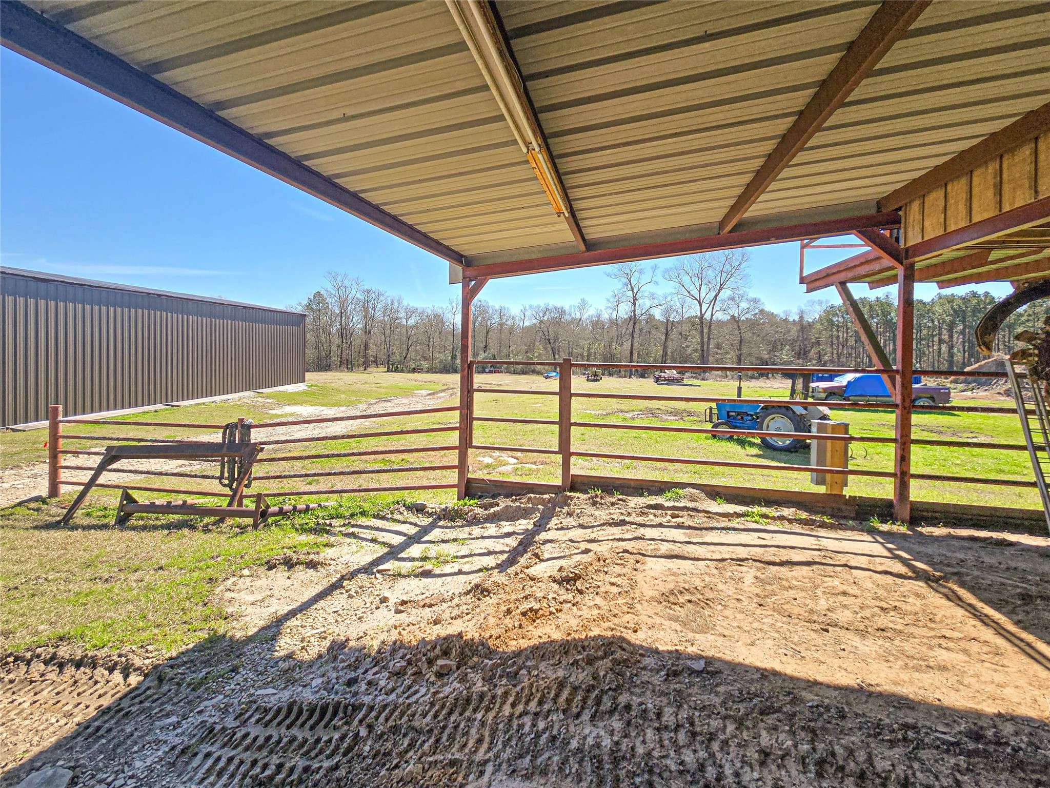 684 Hooks Road Corrigan, TX 75939 - Photo 29 of 34 a view of a backyard