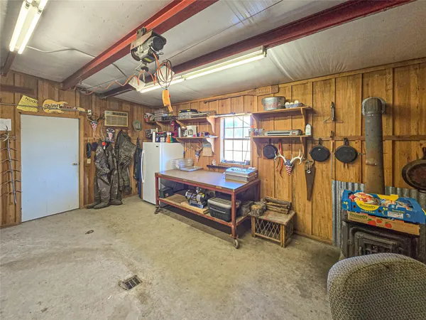 $375,000 | 684 Hooks Road, Corrigan, TX 75939