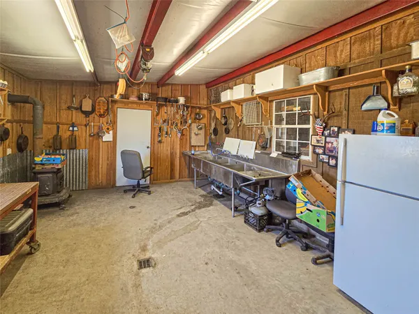 $375,000 | 684 Hooks Road, Corrigan, TX 75939