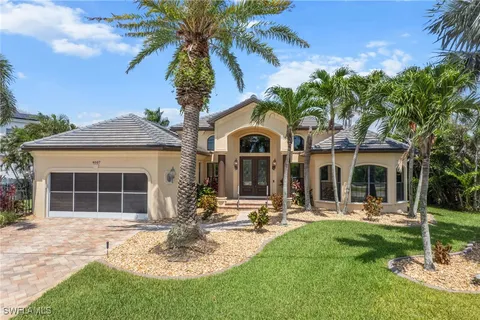 $990,999 | 4007 Surfside Boulevard, Cape Coral, FL 33914