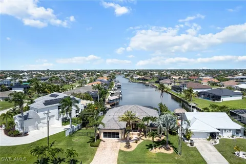 $990,999 | 4007 Surfside Boulevard, Cape Coral, FL 33914