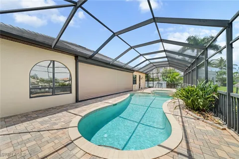 $990,999 | 4007 Surfside Boulevard, Cape Coral, FL 33914