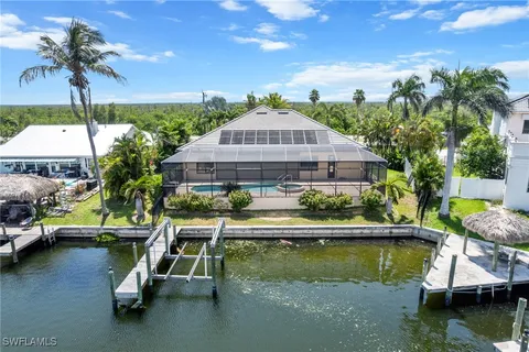 $990,999 | 4007 Surfside Boulevard, Cape Coral, FL 33914