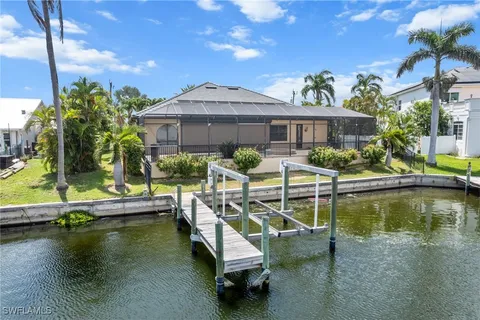 $990,999 | 4007 Surfside Boulevard, Cape Coral, FL 33914