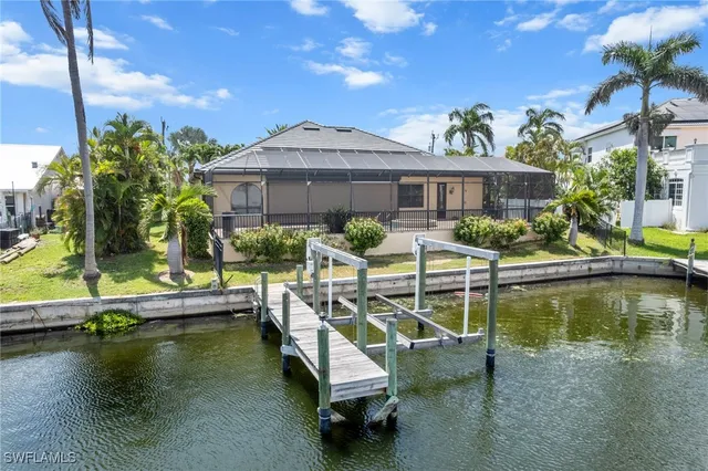 $975,000 | 4007 Surfside Boulevard, Cape Coral, FL 33914