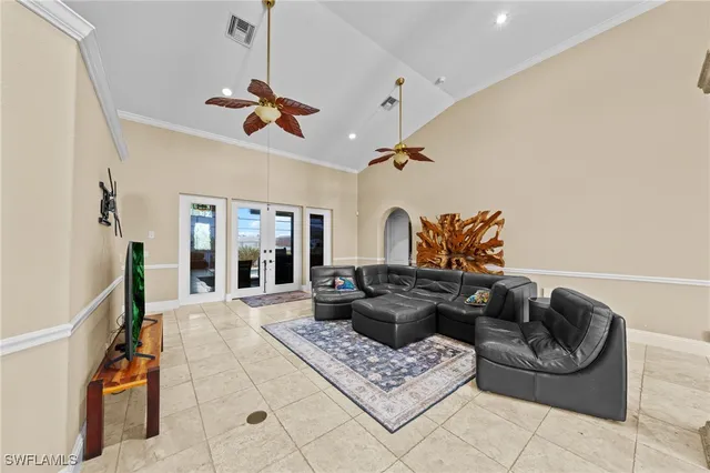 $975,000 | 4007 Surfside Boulevard, Cape Coral, FL 33914
