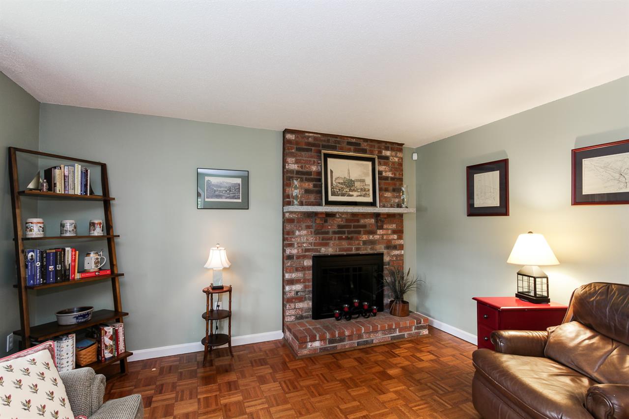 12 Daniel Road Derry, NH 03038 - Photo 5 of 39 Gallery Image 5